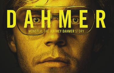 Dahmer – Monster: The Jeffrey Dahmer Story 1.Sezon 8.Bölüm izle